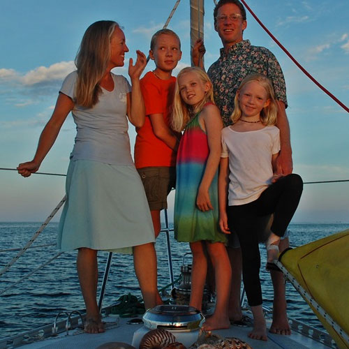 150: Setting Sail with a Family of Five with Behan Gifford